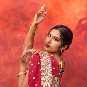 Episode 02 - Encouragement and Visionary, Blending styles of Dance.